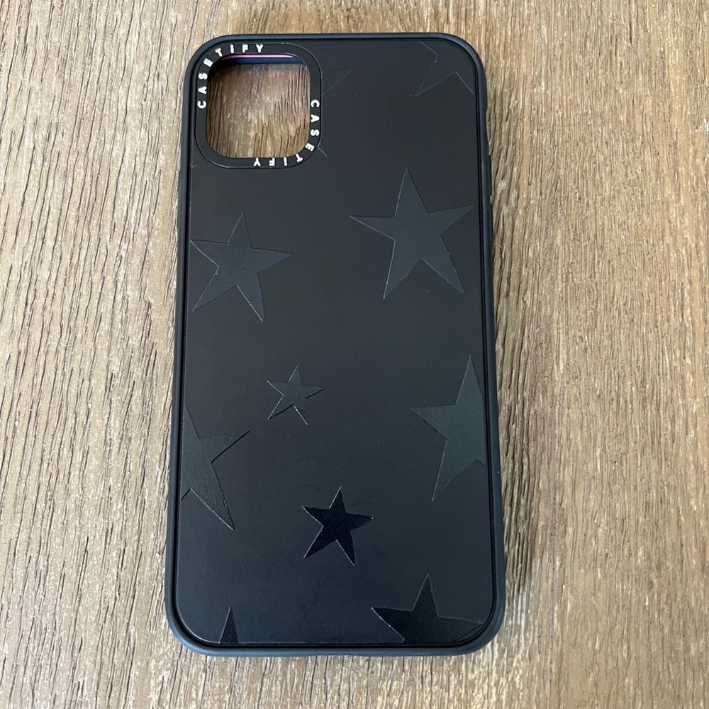 iPhone 11 Pro Max case - holding
